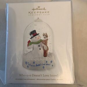 Hallmark keepsake who-o-o doesn’t love snow snowman globe deer owl snow NIB